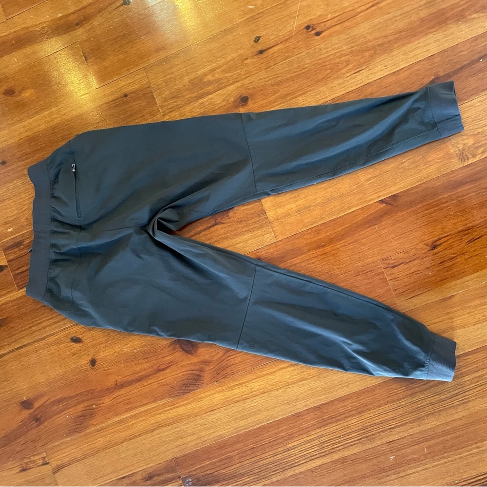 ABC Jogger Lululemon
Pre- owned